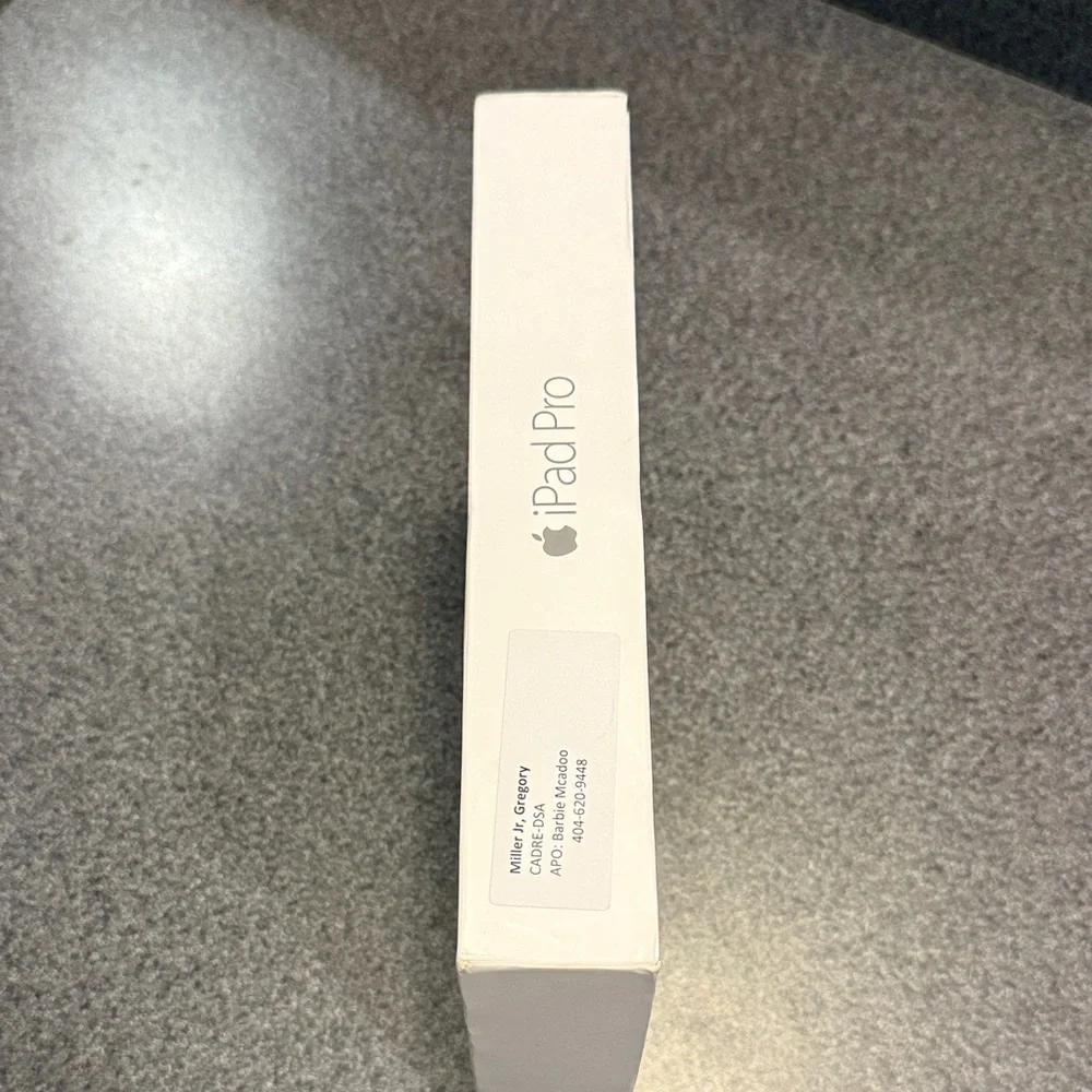 Apple Tablet - White Box ipad pro